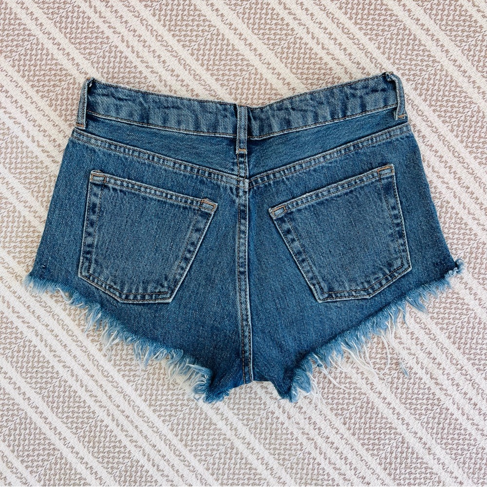 [NWOT] TOPSHOP Moto Kiri High-Rise Jean Shorts - Picture 2 of 8